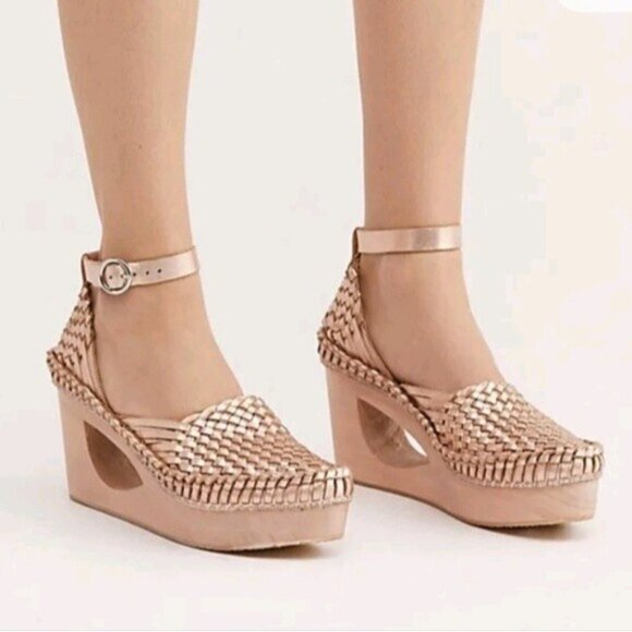 Free People  Rose Gold Teagan Huarache Platform Clogs Womens Sz 7.5 - Picture 2 of 11